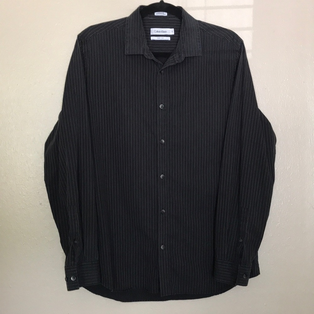 ‼️SOLD‼️ Calvin Klein button up